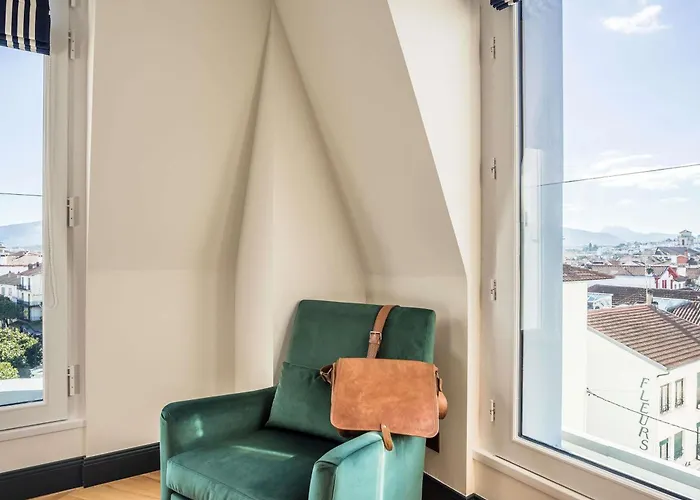 Madison Jean De Luz - Handwritten Collection ホテル