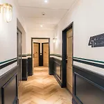 Madison Jean De Luz - Handwritten Collection 4* Сен-Жан-де-Люз
