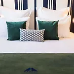 Отель Madison Jean De Luz - Handwritten Collection Сен-Жан-де-Люз