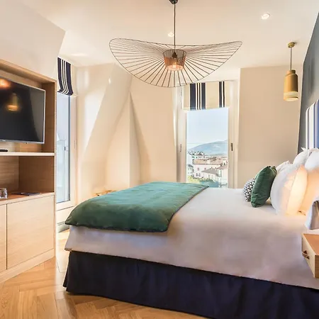 Madison Jean De Luz - Handwritten Collection Saint-Jean-de-Luz