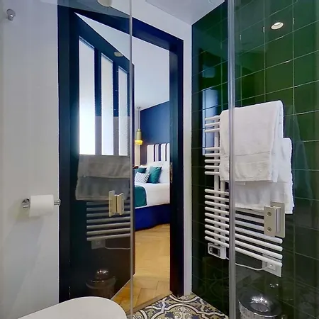 Hotel Madison Jean De Luz - Handwritten Collection 4*