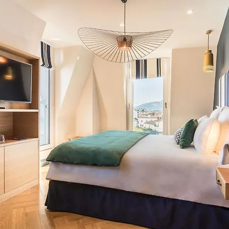 Madison Jean De Luz - Handwritten Collection Hotel 4*