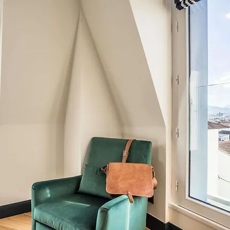 Madison Jean De Luz - Handwritten Collection Hotel