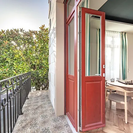 Madison Jean De Luz - Handwritten Collection Hotel 4*