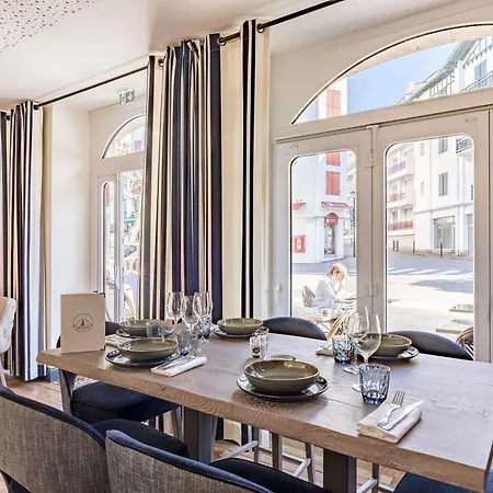 Hotel Madison Jean De Luz - Handwritten Collection 4*