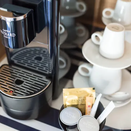 Hotel Madison Jean De Luz - Handwritten Collection