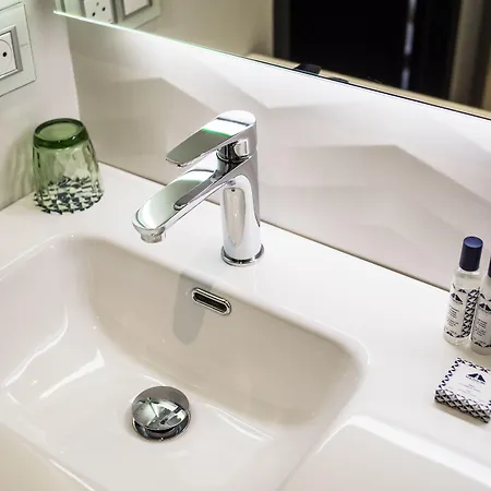 Madison Jean De Luz - Handwritten Collection Hotel Saint-Jean-de-Luz