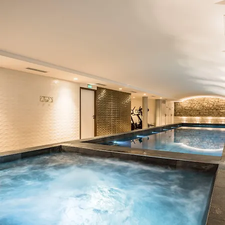 Hotel Madison Jean De Luz - Handwritten Collection