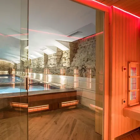 Madison Jean De Luz - Handwritten Collection 4* Saint-Jean-de-Luz