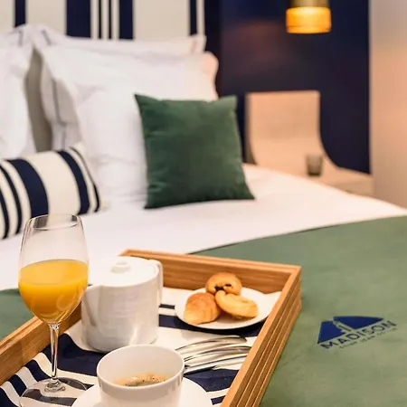 Hotel Madison Jean De Luz - Handwritten Collection