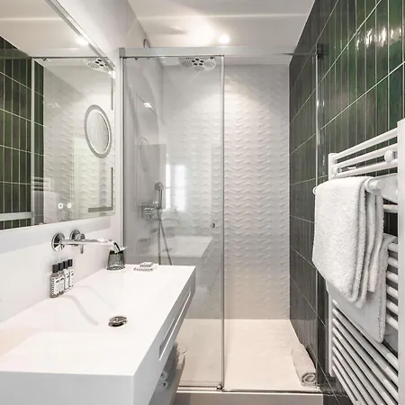 Madison Jean De Luz - Handwritten Collection Hotel Saint-Jean-de-Luz