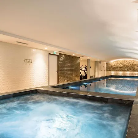 Madison Jean De Luz - Handwritten Collection Hotel