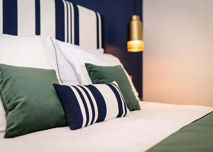 Madison Jean De Luz - Handwritten Collection 4* 생장드루즈