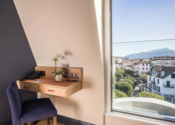 Madison Jean De Luz - Handwritten Collection Hotel 4*