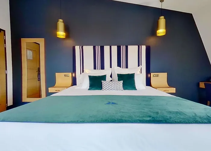 Madison Jean De Luz - Handwritten Collection 호텔 4*