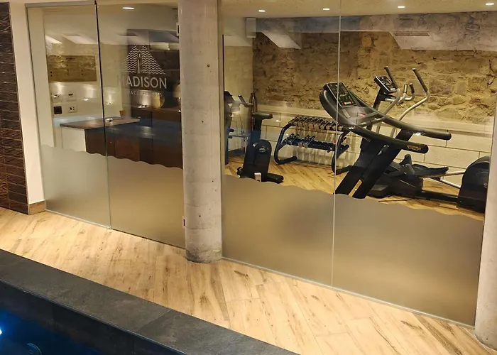 Madison Jean De Luz - Handwritten Collection 酒店