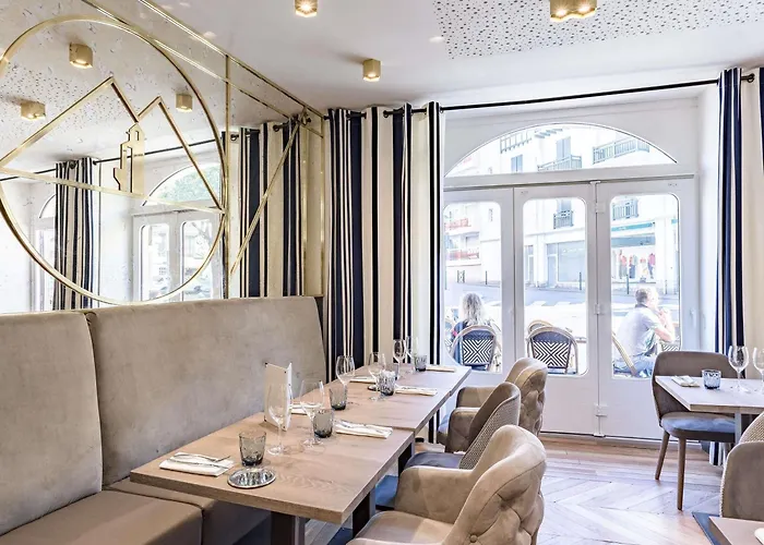 Hotel Madison Jean De Luz - Handwritten Collection