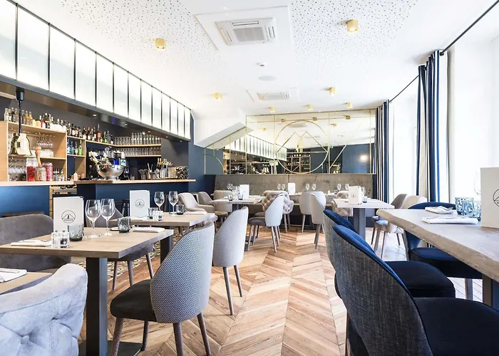 Madison Jean De Luz - Handwritten Collection 4* Saint-Jean-de-Luz