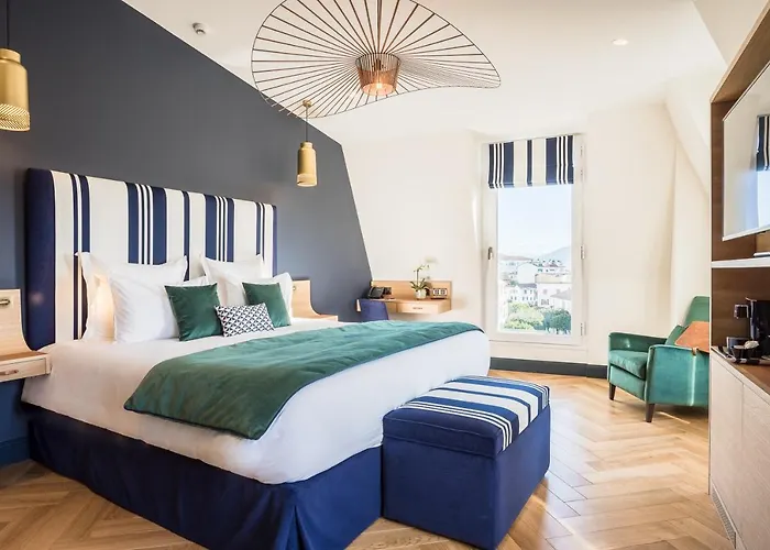 Madison Jean De Luz - Handwritten Collection 호텔 생장드루즈